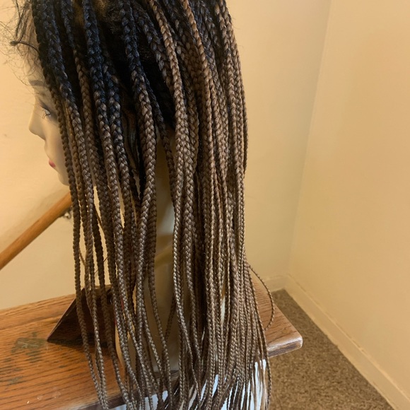 Outre HD Pre-Braided Lace Frontal Wig 13X4 Knotless Square Part Braids 26" - Picture 2 of 5